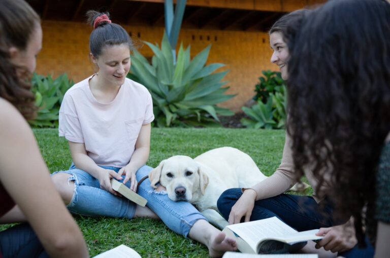 Get resources Guide Dogs Australia